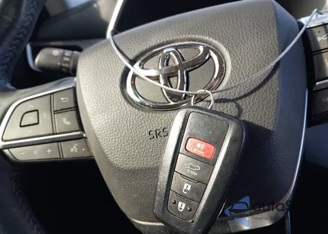 2020 Toyota Highlander Xle from USA, damaged, VIN 5TDGZRAH2LS015694